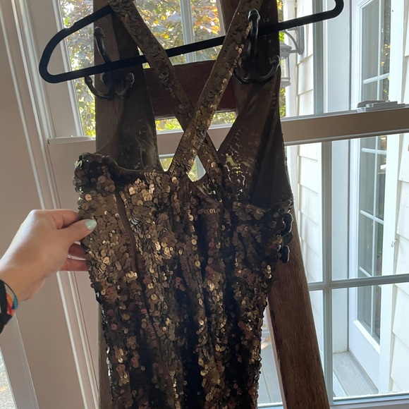 French Connection sequined mini dress - Picture 3 of 6